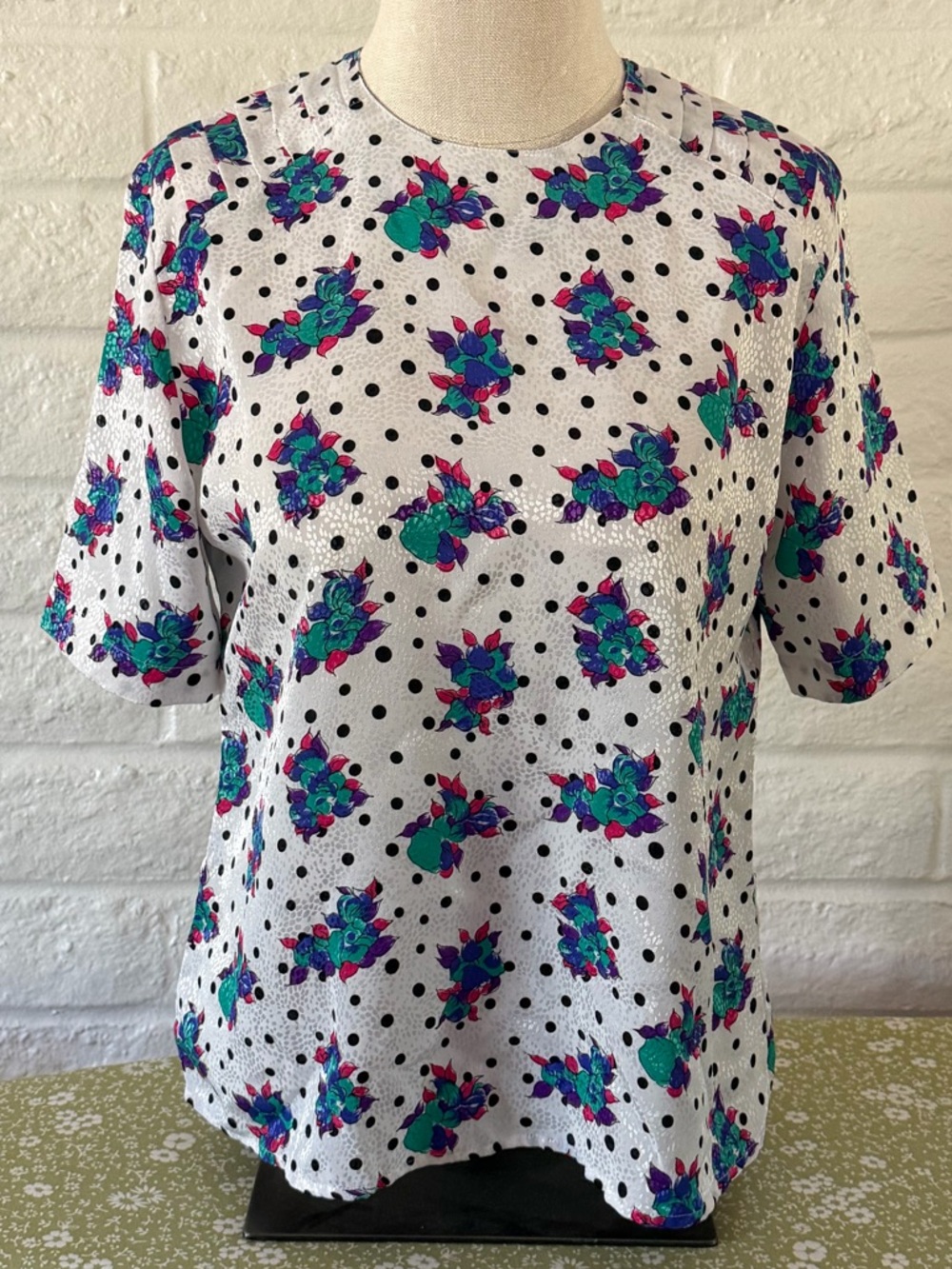 EUC Vintage Worthington white Black Polka Dots Floral Shirt Size Small